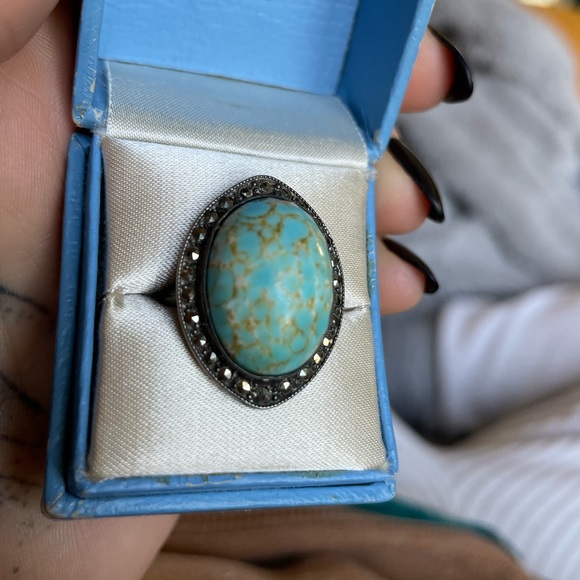 Vintage Ring - Picture 6 of 6